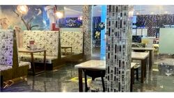 West Coast Drive (D5), Retail #459837881